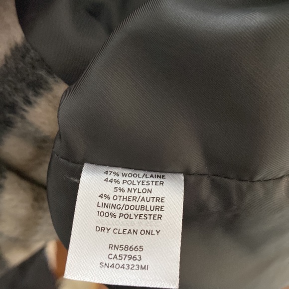 Macy’s Plaid Wool Jacket, Large - Picture 9 of 9